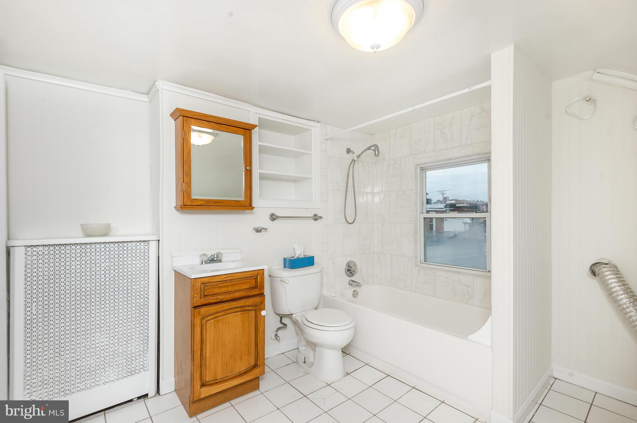 3531 Falls Road Baltimore, MD 21211 - Photo 26 of 29 Bath