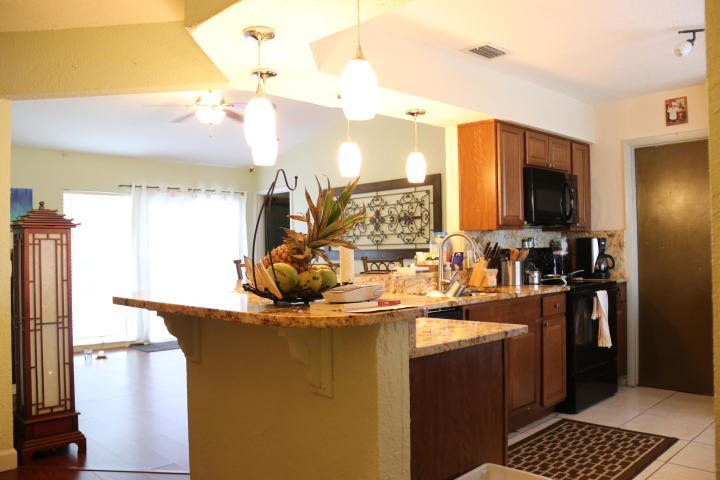 6288 Launch Club Circle Jupiter, FL 33458 - Photo 6 of 12 kitchen