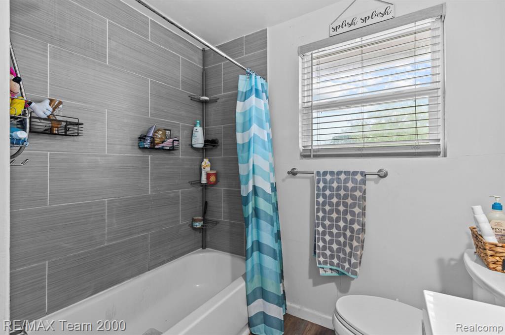 29650 Curtis Road Livonia, MI 48152 - Photo 20 of 26 Gallery Image 20