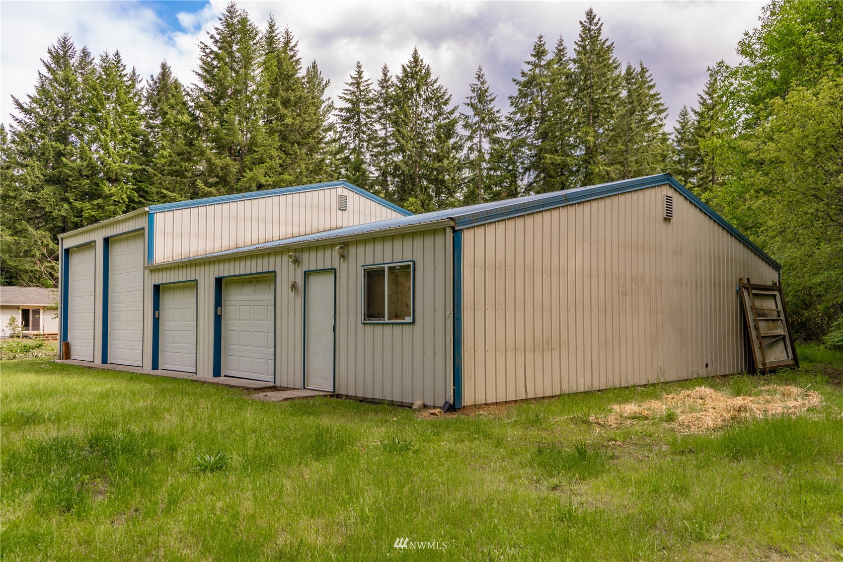 6755 Southeast Mullenix Road Port Orchard, WA 98367 - Photo 31 of 40 Gallery Image 31