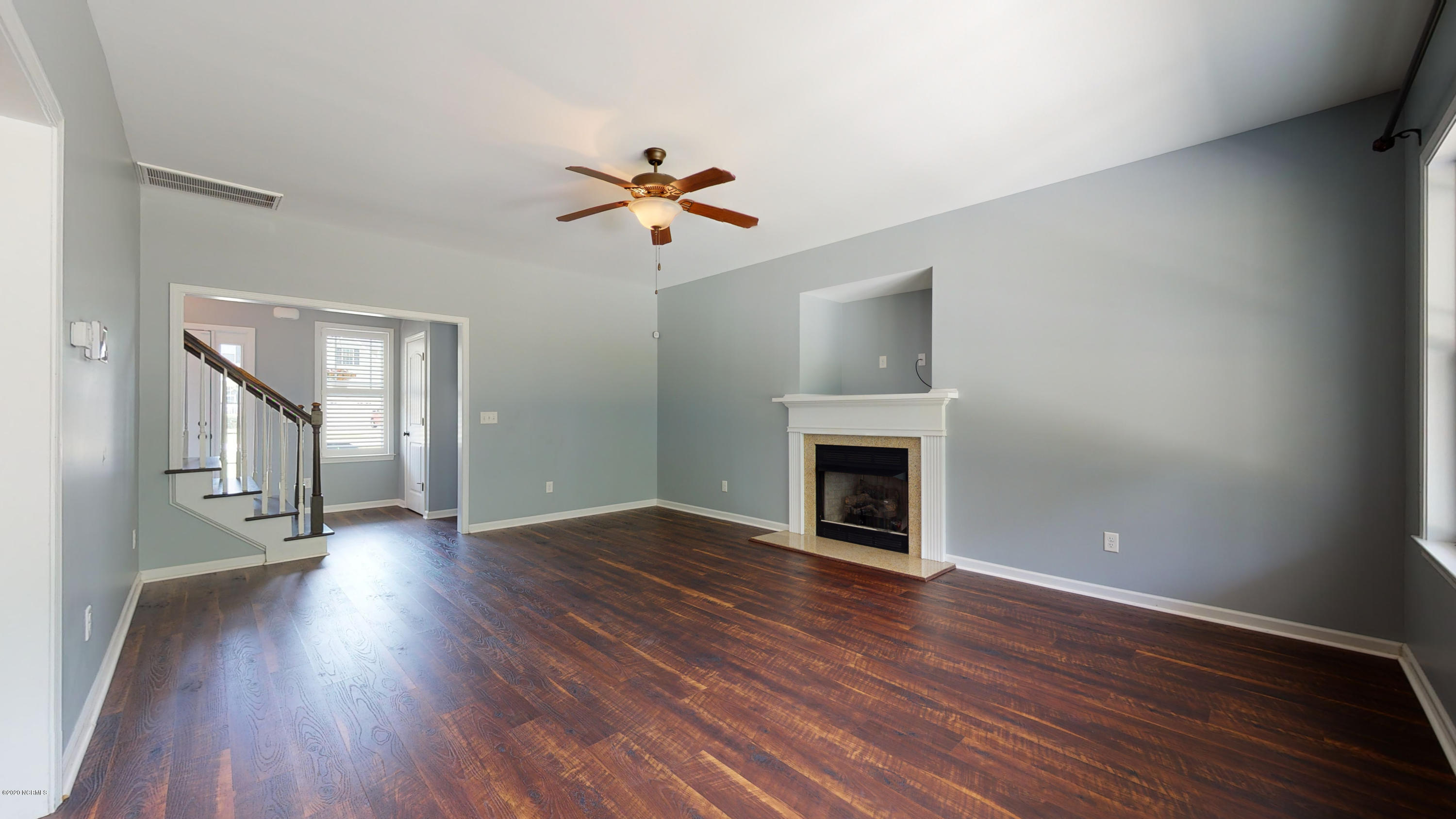 112 Turner Way Hampstead, NC 28443 - Photo 5 of 48 112 Turner Way-24
