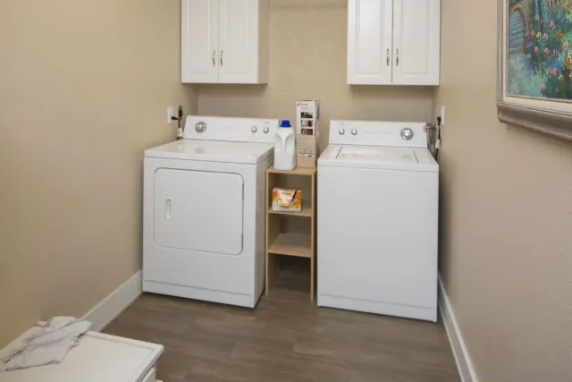 $8,000 | 2154 Manchester Avenue, Cardiff-by-the-Sea, CA 92007