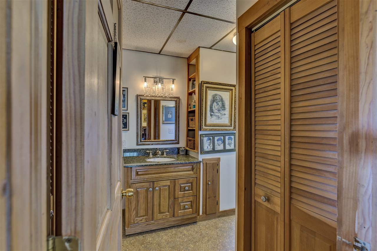1047 Clark Pond Road Haverhill, NH 03774 - Photo 11 of 23 Gallery Image 11
