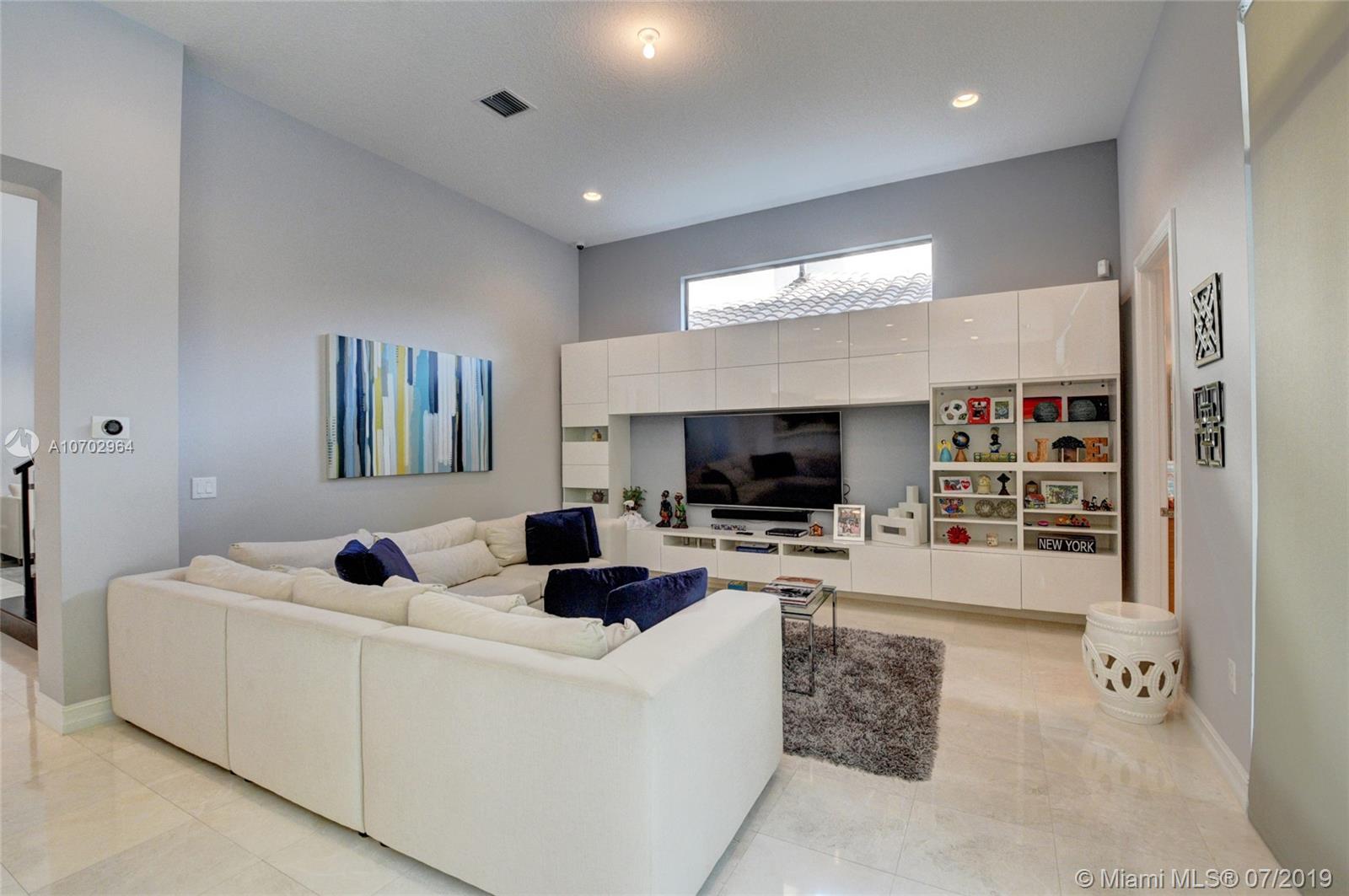 8743 Lewis River Road Delray Beach, FL 33446 - Photo 17 of 61