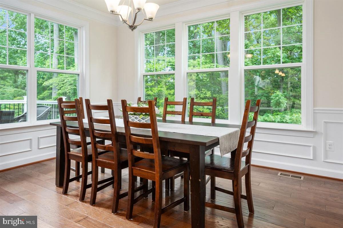 165 Moore Road Arnold, MD 21012 - Photo 14 of 51 Dining Room