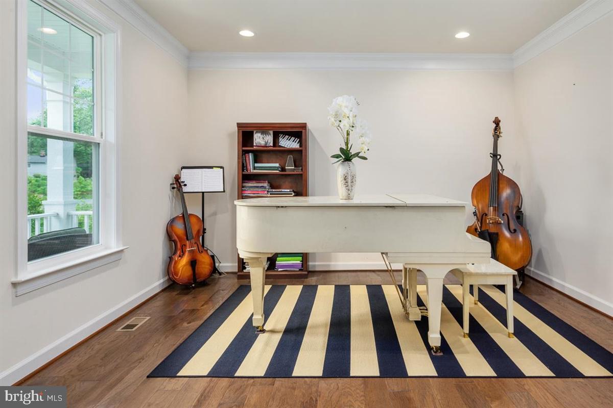 165 Moore Road Arnold, MD 21012 - Photo 6 of 51 Music/Formal Living Room
