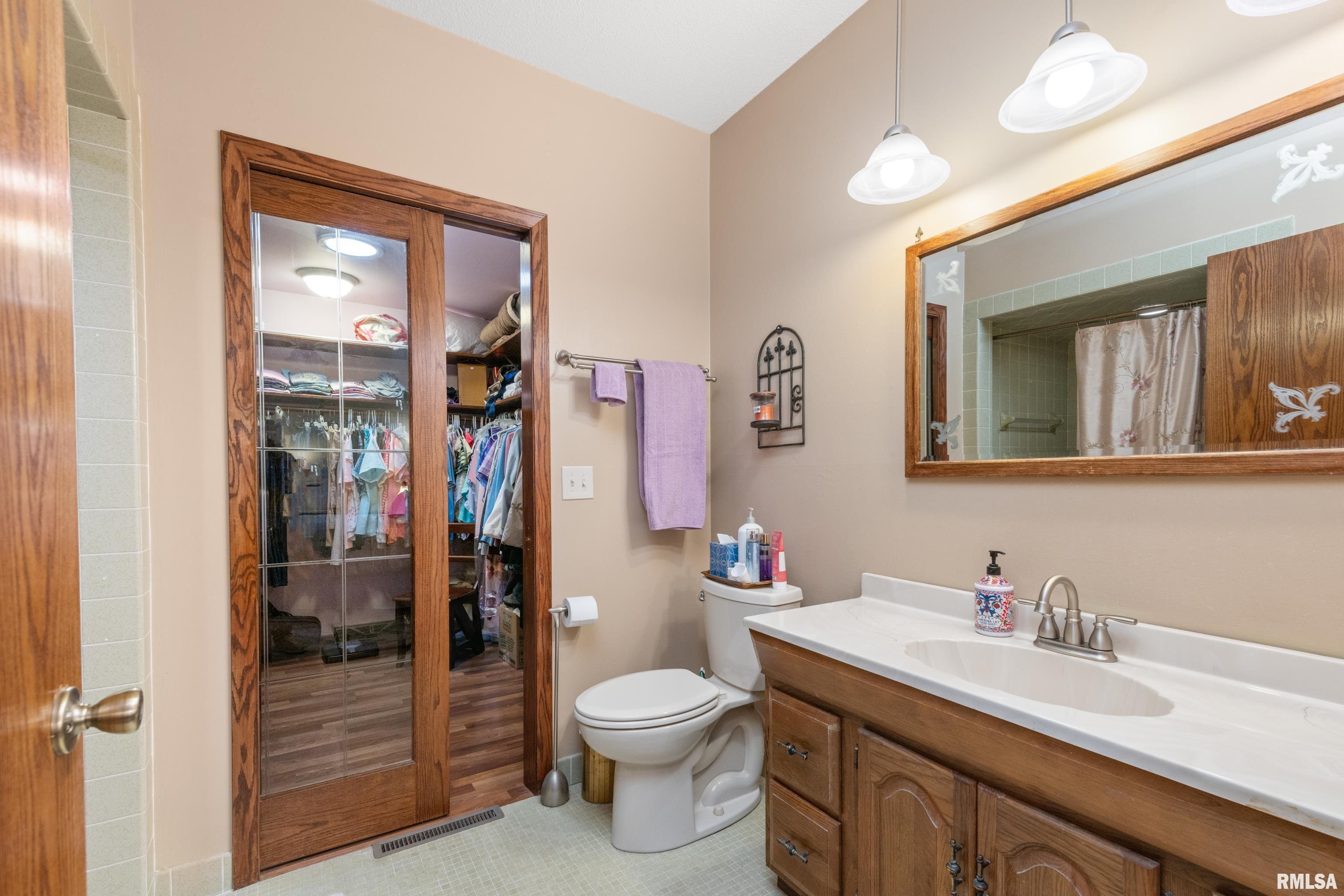 4520 Jersey Ridge Road Davenport, IA 52807 - Photo 22 of 44 Gallery Image 22
