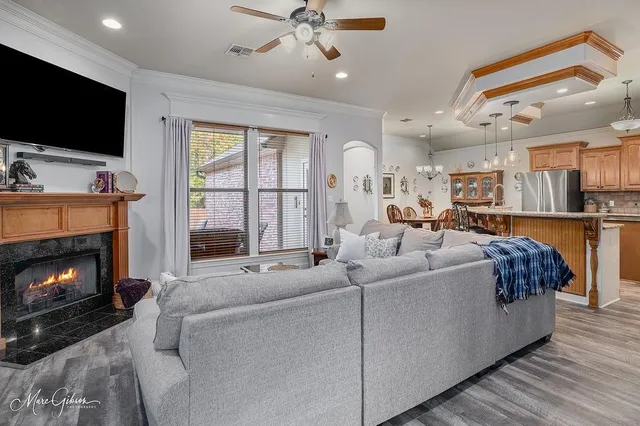 $317,000 | 512 Chinquipin Drive, Bossier City, LA 71111