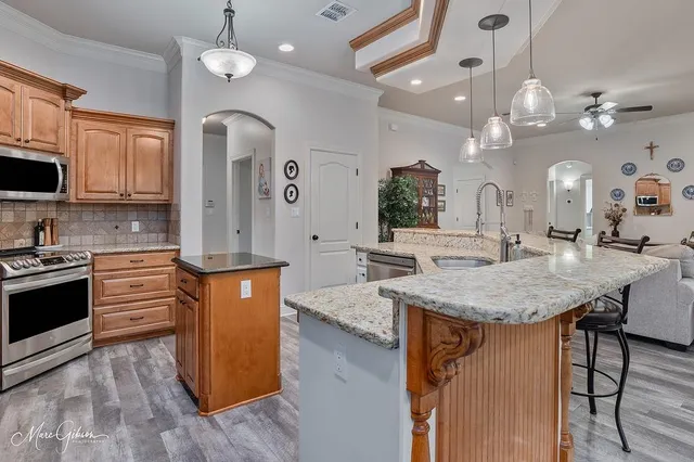 $317,000 | 512 Chinquipin Drive, Bossier City, LA 71111