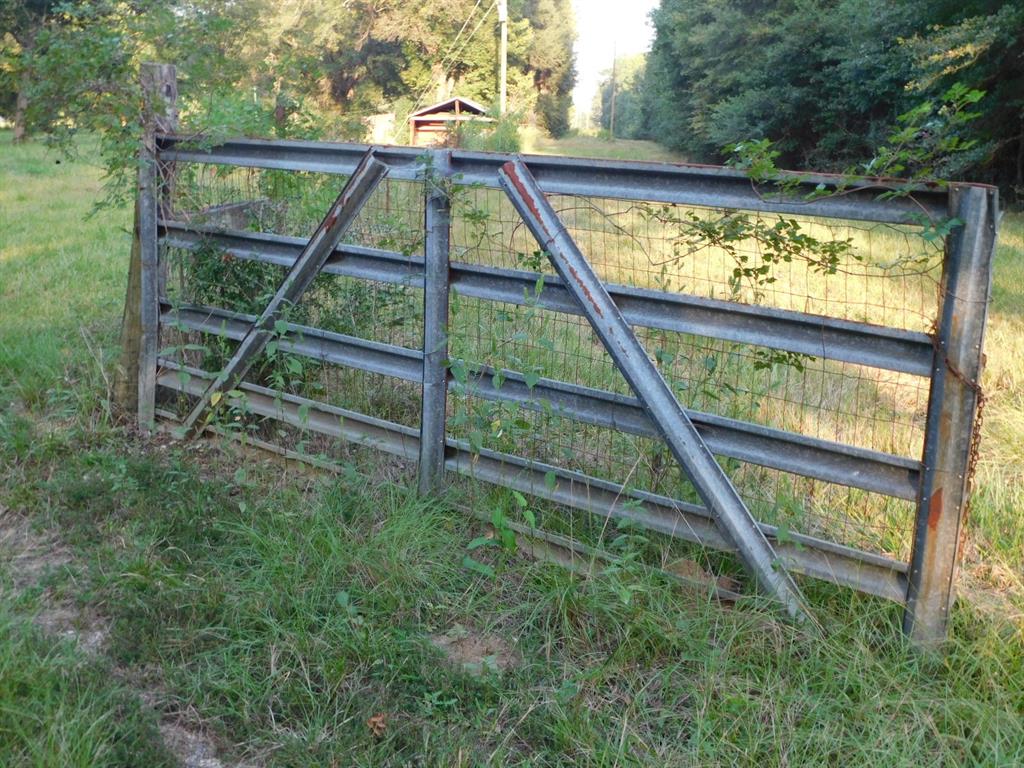 0 Spring Branch Road Springhill, LA 71075 - Photo 9 of 17 a view of an outdoor sitting area