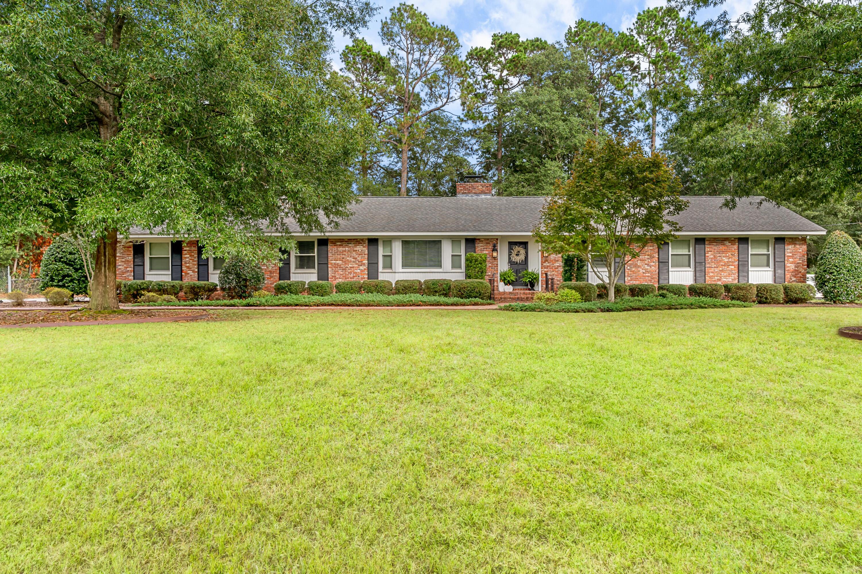 1151 Ruple Drive Northwest Orangeburg, SC 29118 - Photo 3 of 33 IMG_5576