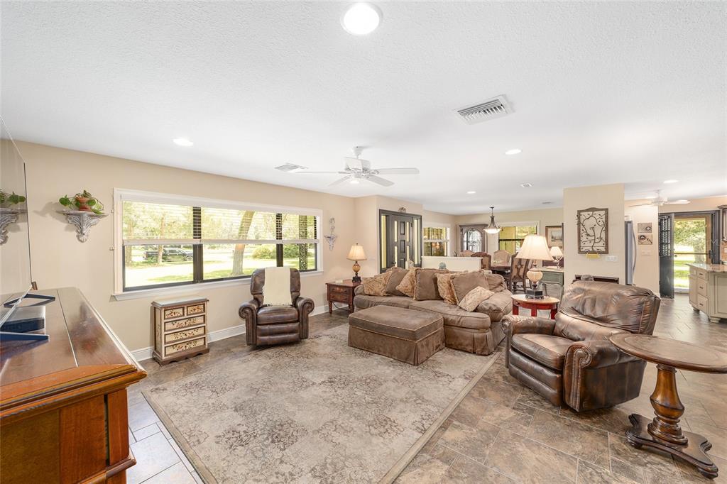 3200 Northeast 97th Street Road Anthony, FL 32617 - Photo 12 of 75