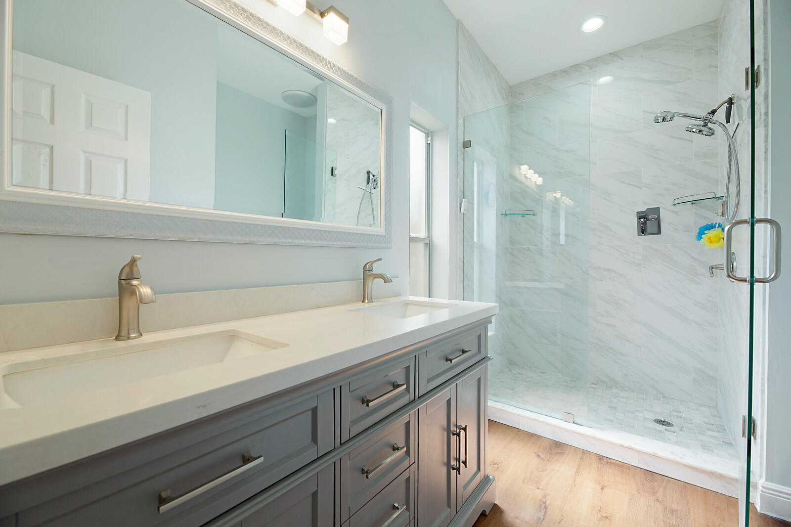 6378 Hollywood Street Jupiter, FL 33458 - Photo 16 of 20 Primary bath