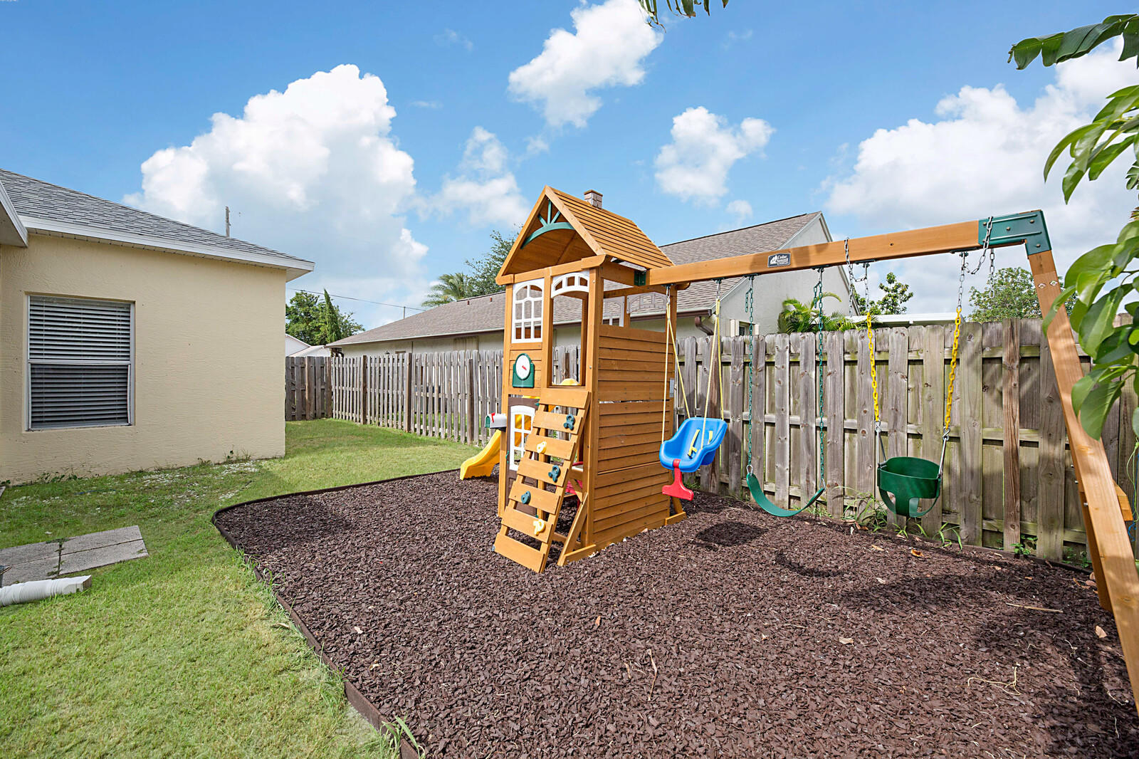 6378 Hollywood Street Jupiter, FL 33458 - Photo 20 of 20 Playground