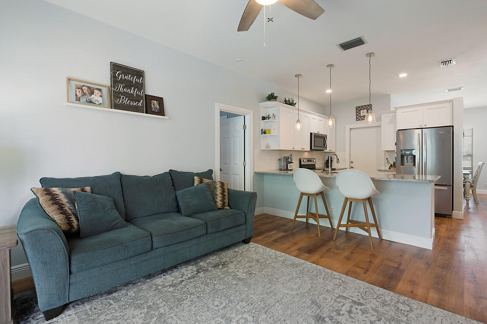 6378 Hollywood Street Jupiter, FL 33458 - Photo 10 of 20 Family room