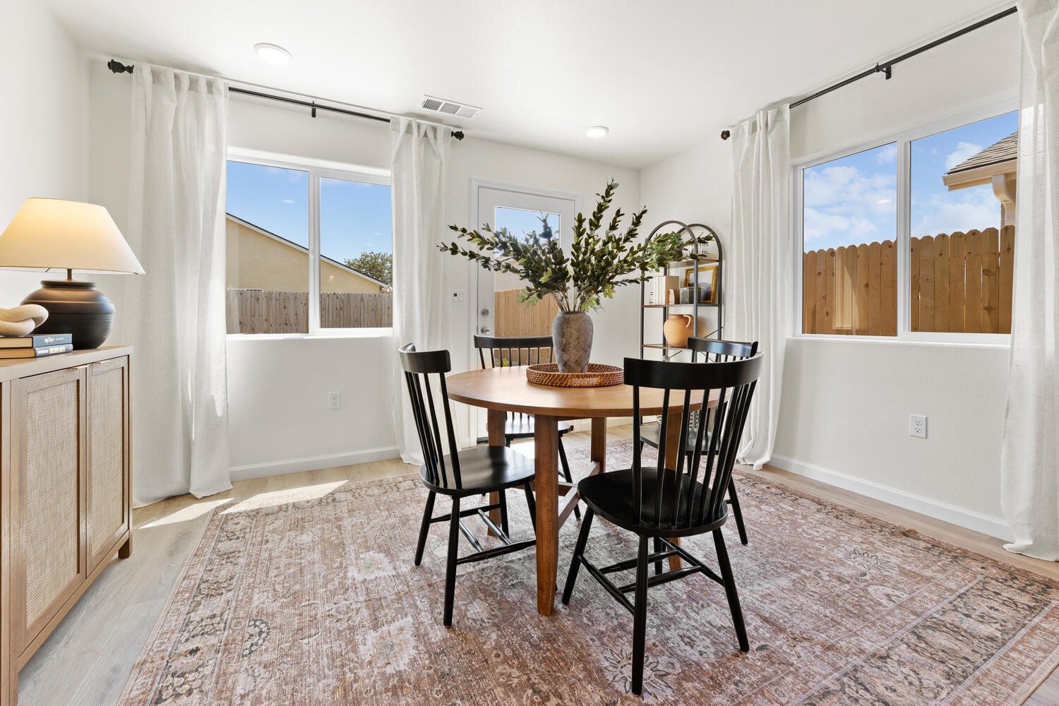 30699 Magnolia Road Visalia, CA 93291 - Photo 7 of 13 Willow 6