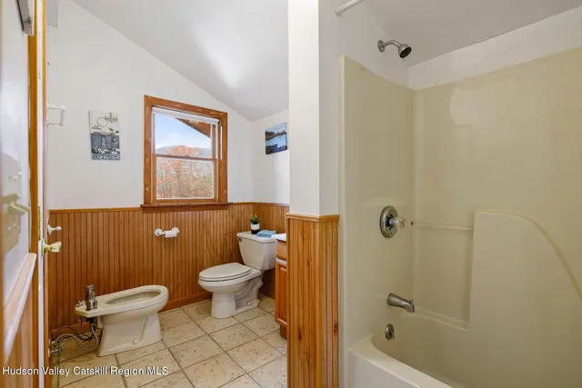 $1,350,000 | 404 Winter Clove Road, Round Top, NY 12473