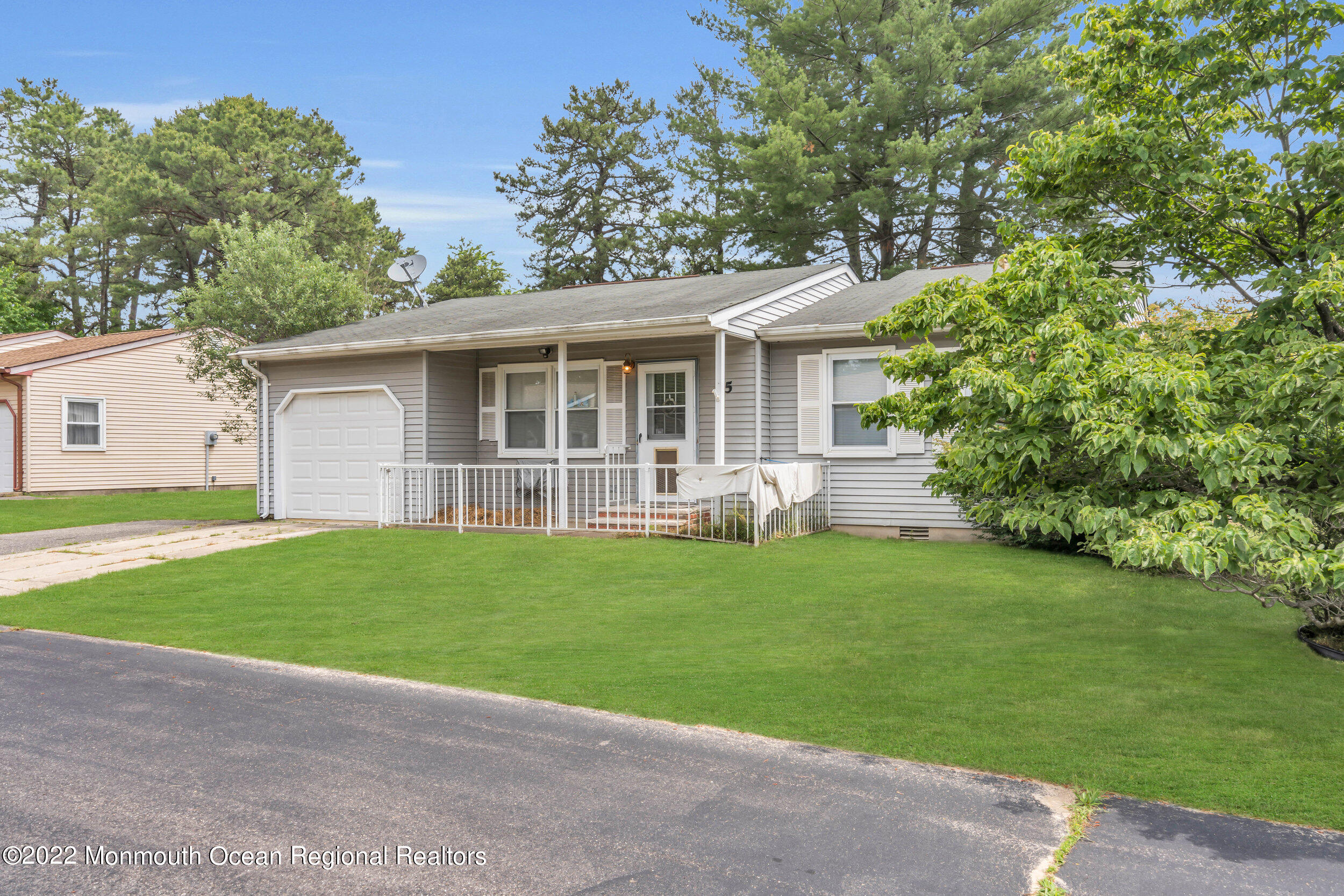 15 Augusta Road, Unit 73 Whiting, NJ 08759 - Photo 3 of 21 003_1_3