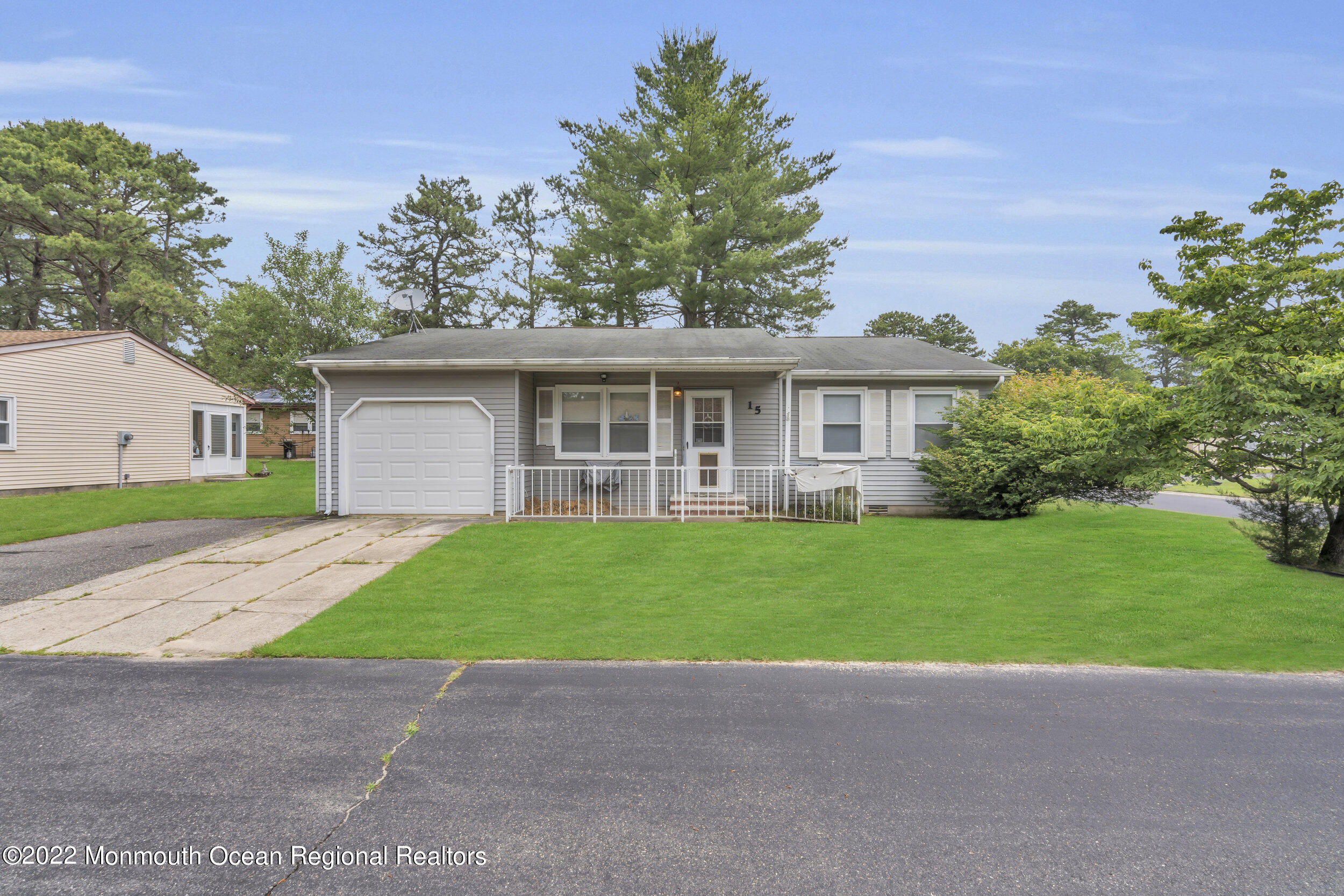 15 Augusta Road, Unit 73 Whiting, NJ 08759 - Photo 4 of 21 004_1_4