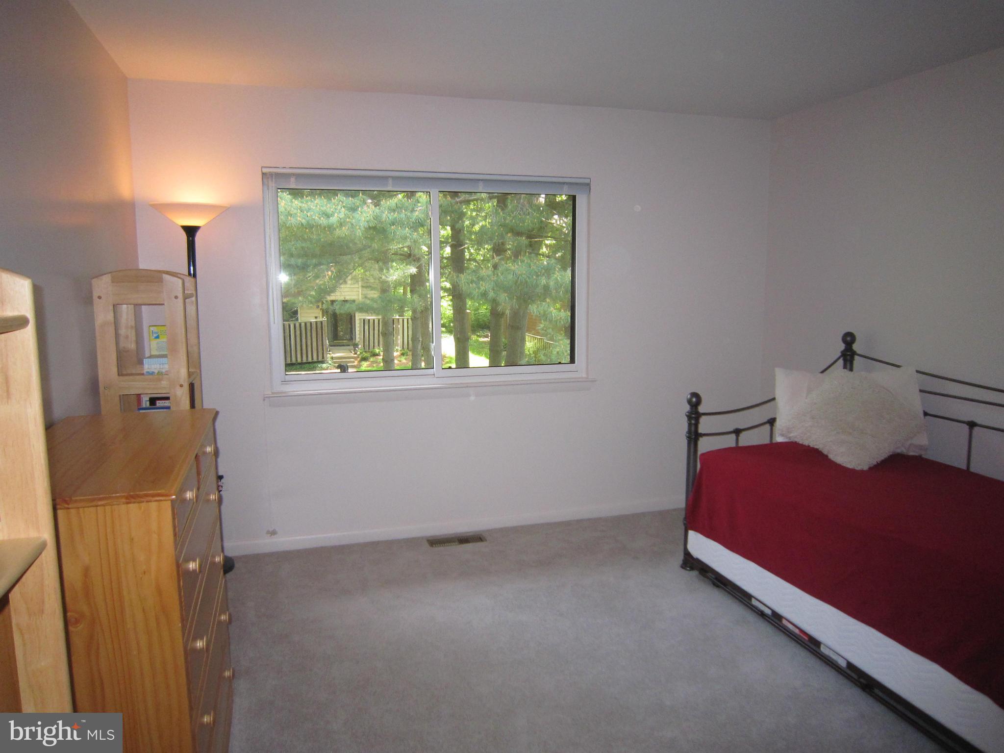 1930 Winterport Cluster Reston, VA 20191 - Photo 7 of 19 Bedroom