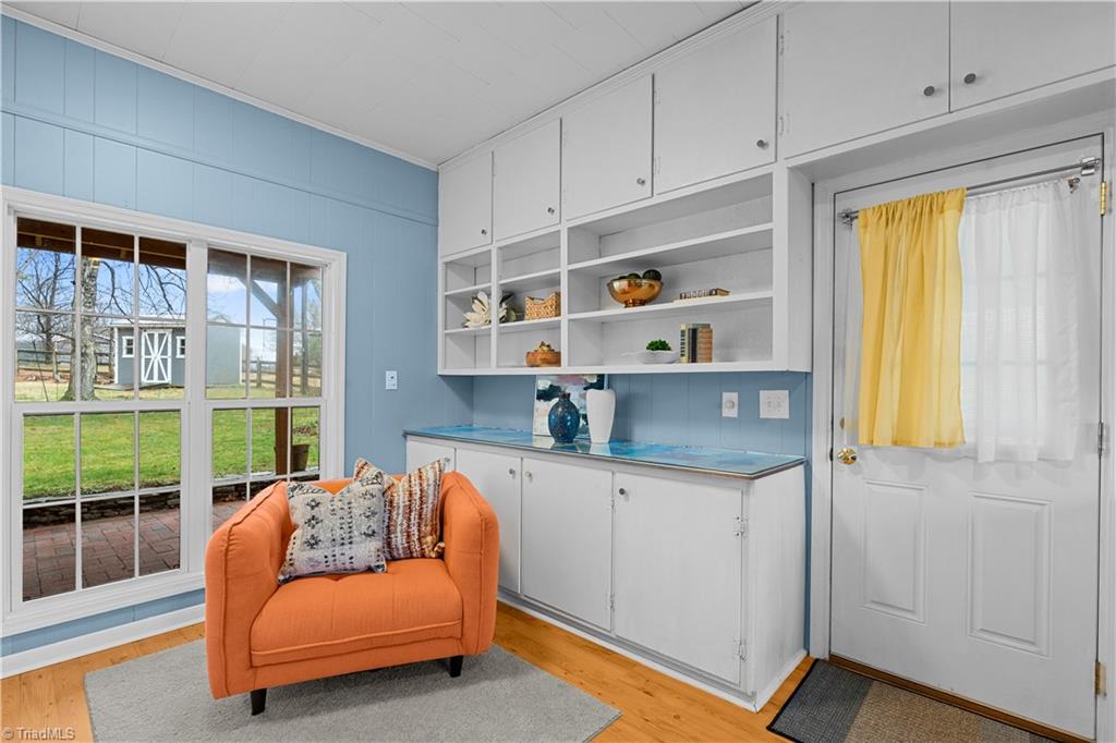 1905 Cardinal Crest Road Greensboro, NC 27406 - Photo 4 of 28