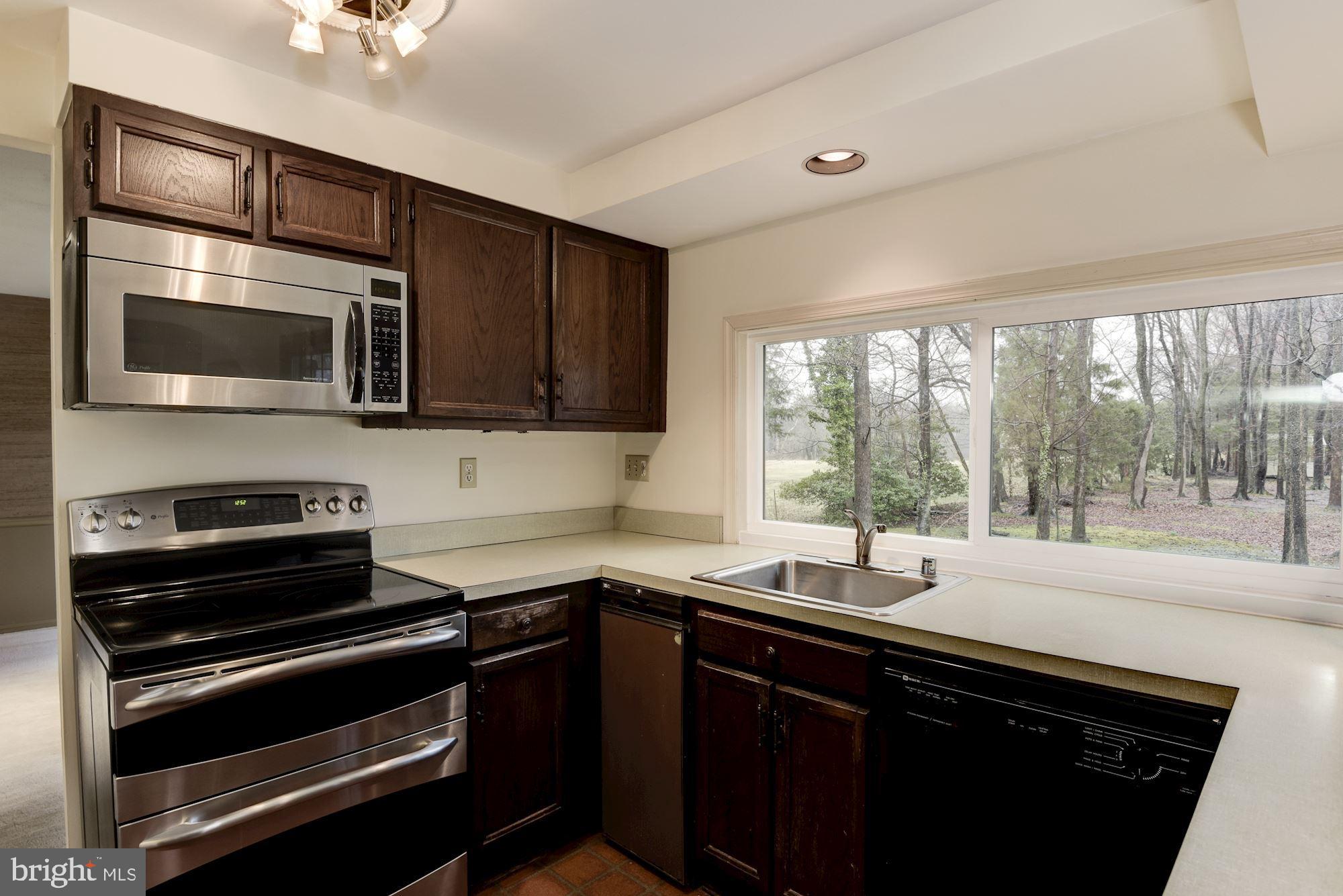 12206 Riverview Road Fort Washington, MD 20744 - Photo 10 of 37 Gallery Image 10
