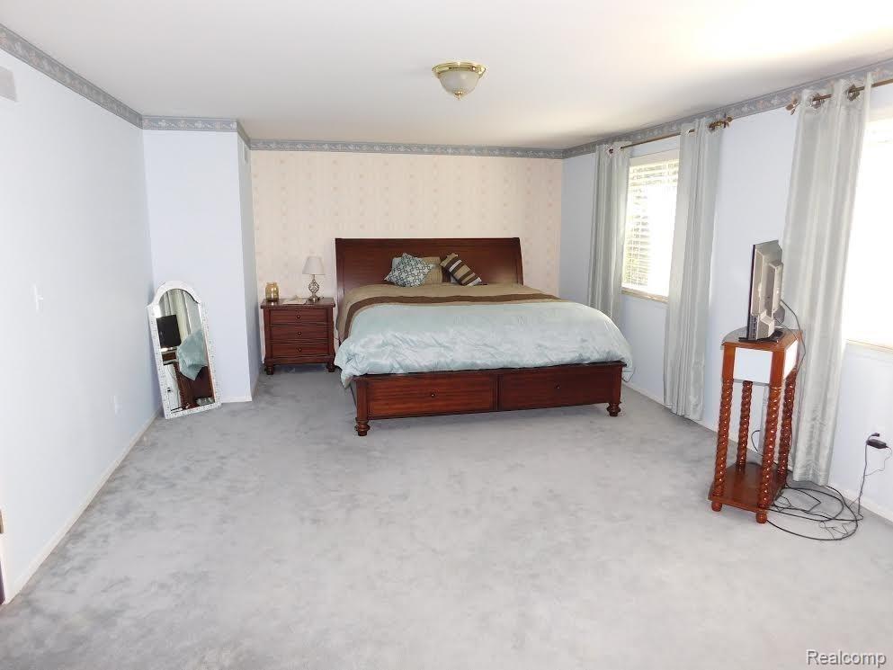 3357 Innsbrook Drive Rochester Hills, MI 48309 - Photo 11 of 20