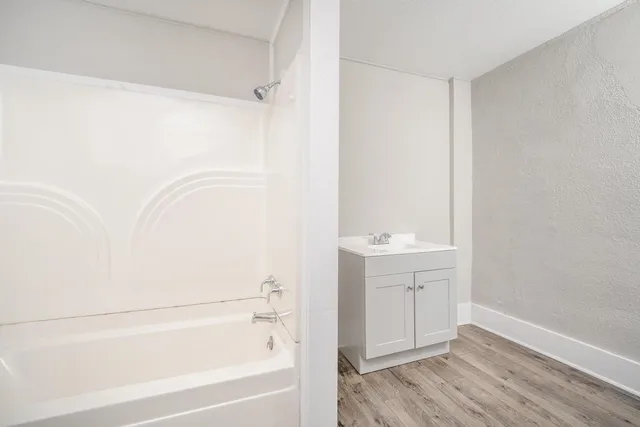 $109,500 | 1424 East 1st Avenue, Winfield, KS 67156