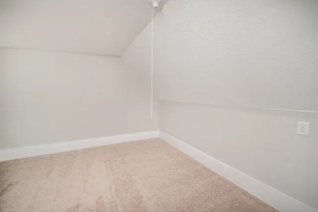 $109,500 | 1424 East 1st Avenue, Winfield, KS 67156