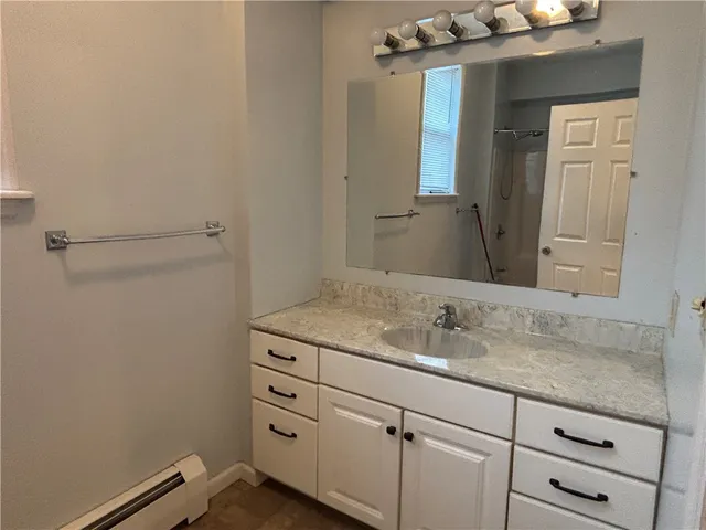 $1,400 | 16 Clifton Street, Unit 2B, Unadilla, NY 13849