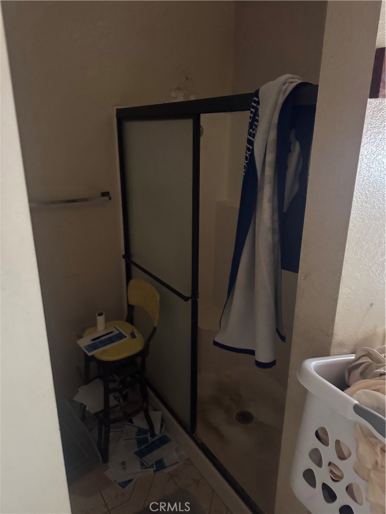 9383 Stone Canyon Road Corona, CA 92883 - Photo 7 of 11 Master bathroom