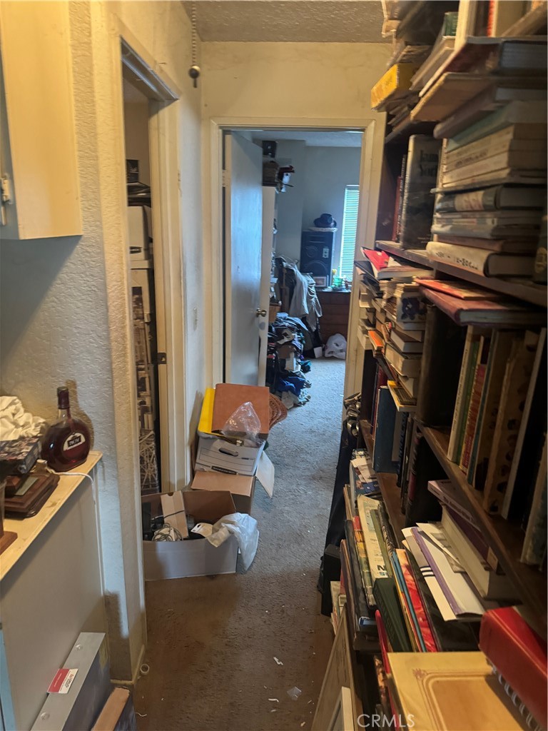 9383 Stone Canyon Road Corona, CA 92883 - Photo 8 of 11 Hallway