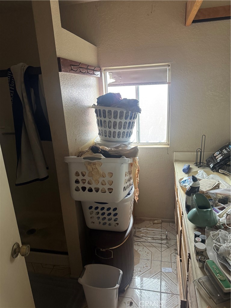 9383 Stone Canyon Road Corona, CA 92883 - Photo 10 of 11 Master bathroom