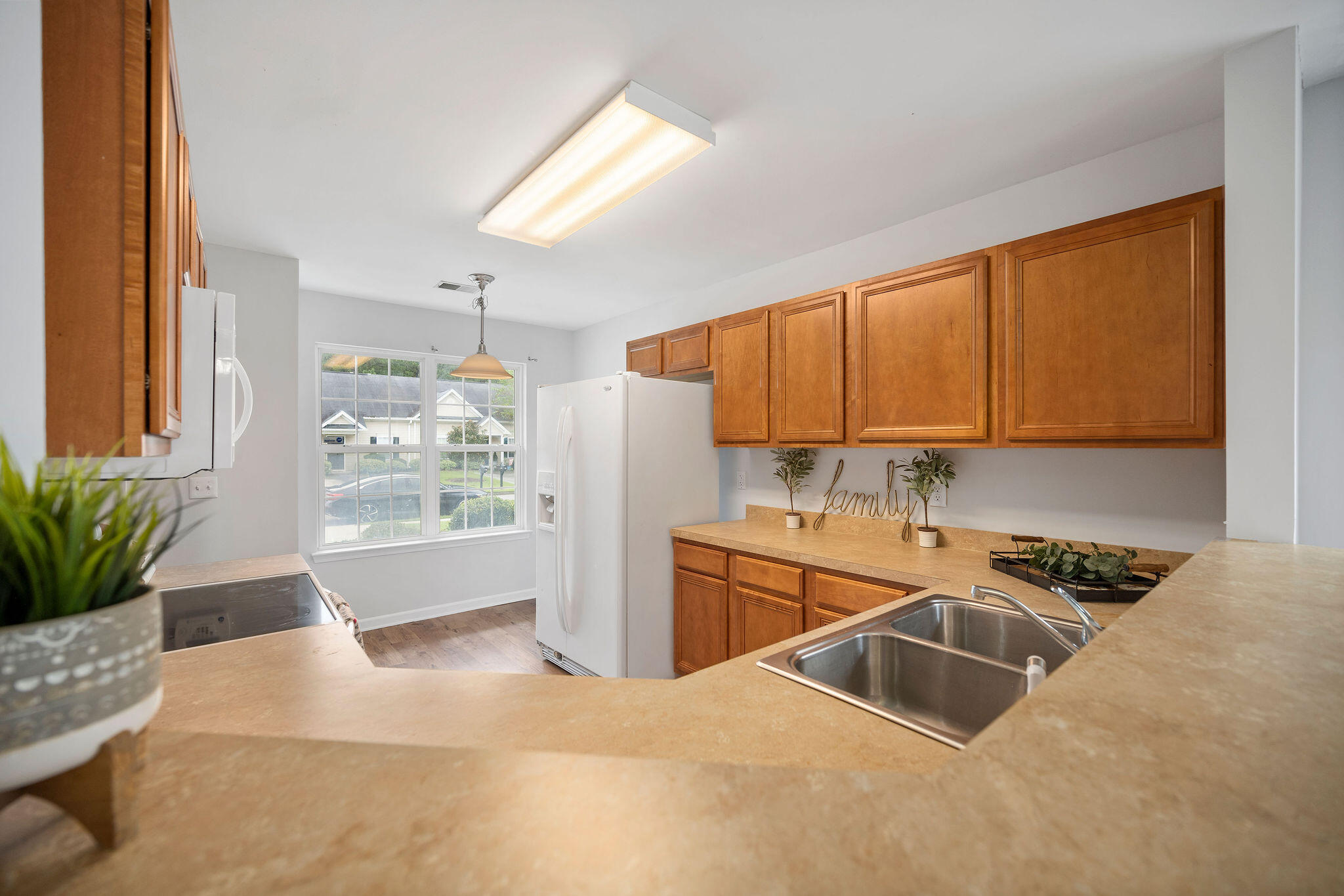 1278 River Rock Road Hanahan, SC 29410 - Photo 9 of 25 KITCHEN
