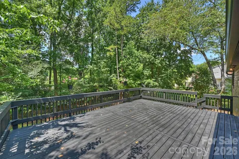 $675,000 | 7323 Rollingridge Drive, Charlotte, NC 28211