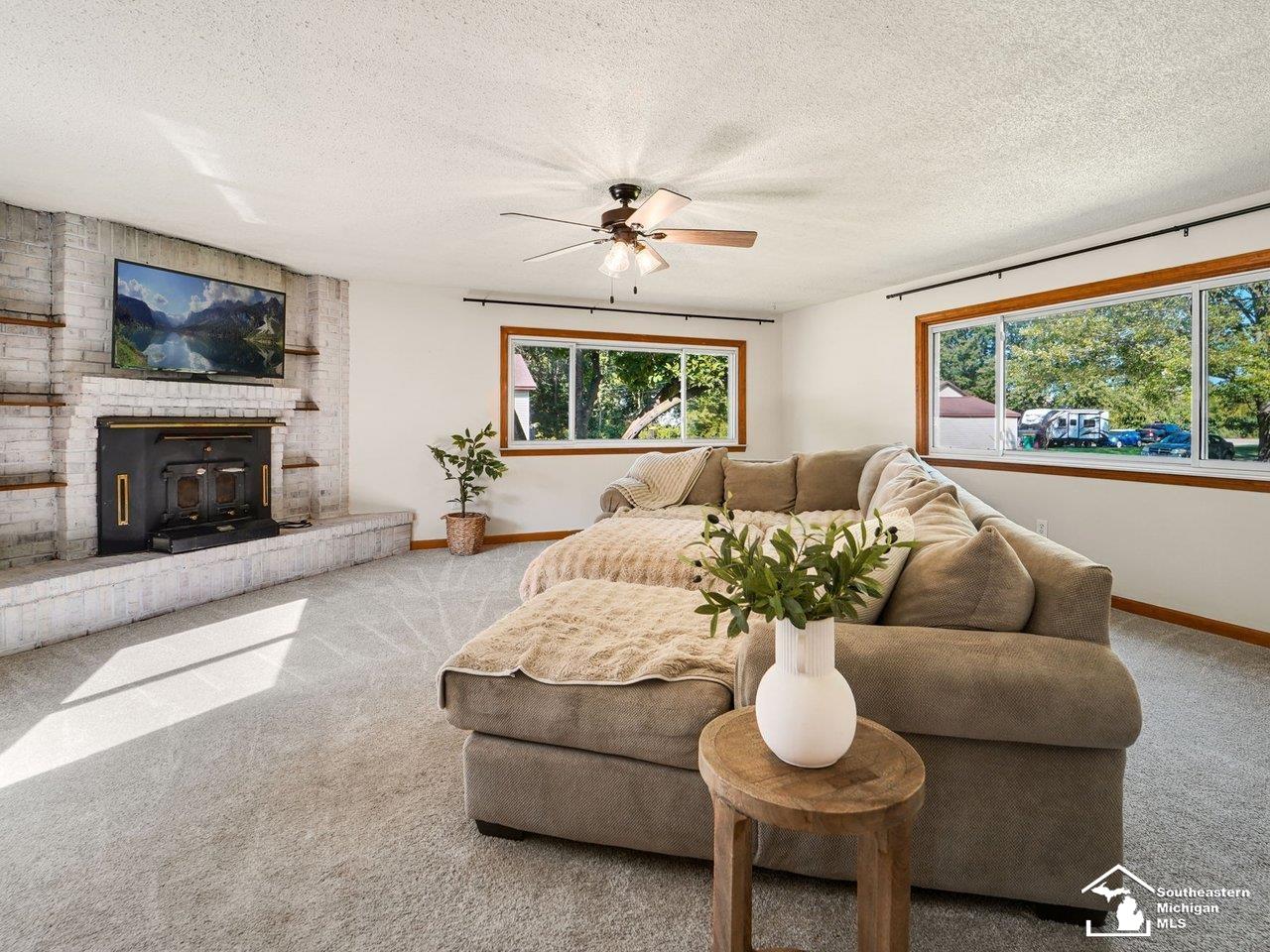 14160 Hoeft Road Belleville, MI 48111 - Photo 9 of 42 Gallery Image 9