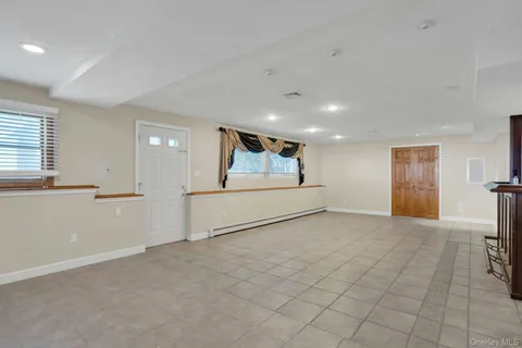 $899,000 | 33 Pittoni Drive, Commack, NY 11725