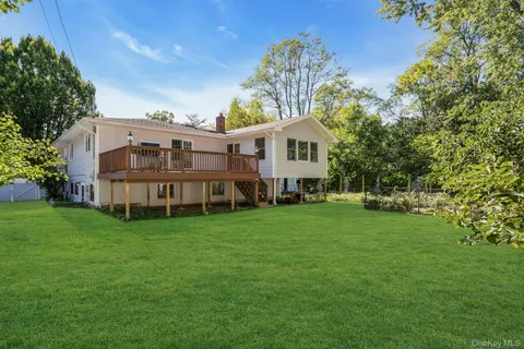 $899,000 | 33 Pittoni Drive, Commack, NY 11725