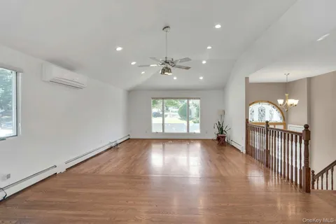 $899,000 | 33 Pittoni Drive, Commack, NY 11725