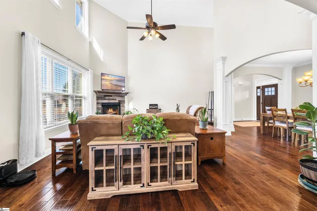 $525,000 | 10 Meadowgold Lane, Greer, SC 29651