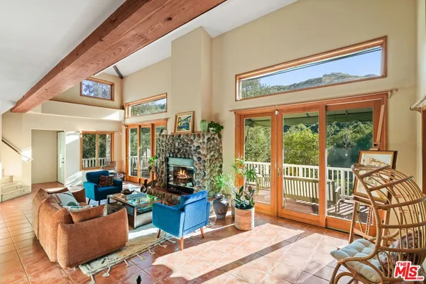 $1,699,999 | 774 Old Topanga Canyon Road, Topanga, CA 90290