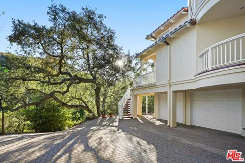 $1,699,999 | 774 Old Topanga Canyon Road, Topanga, CA 90290