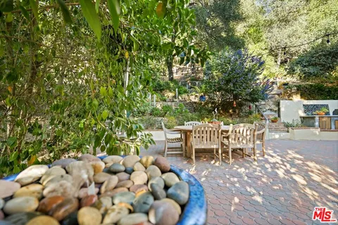 $1,699,999 | 774 Old Topanga Canyon Road, Topanga, CA 90290