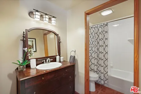 $1,699,999 | 774 Old Topanga Canyon Road, Topanga, CA 90290