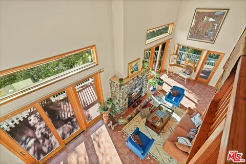 $1,699,999 | 774 Old Topanga Canyon Road, Topanga, CA 90290