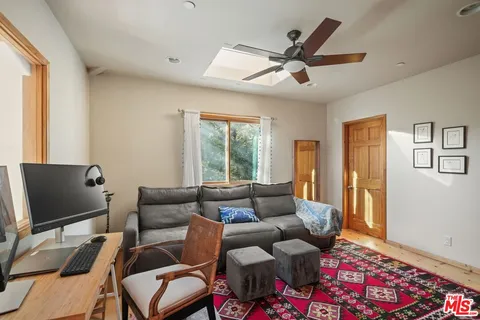 $1,699,999 | 774 Old Topanga Canyon Road, Topanga, CA 90290