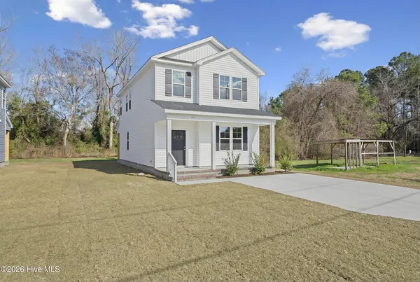 $329,500 | 310 South Vann Street, Burgaw, NC 28425