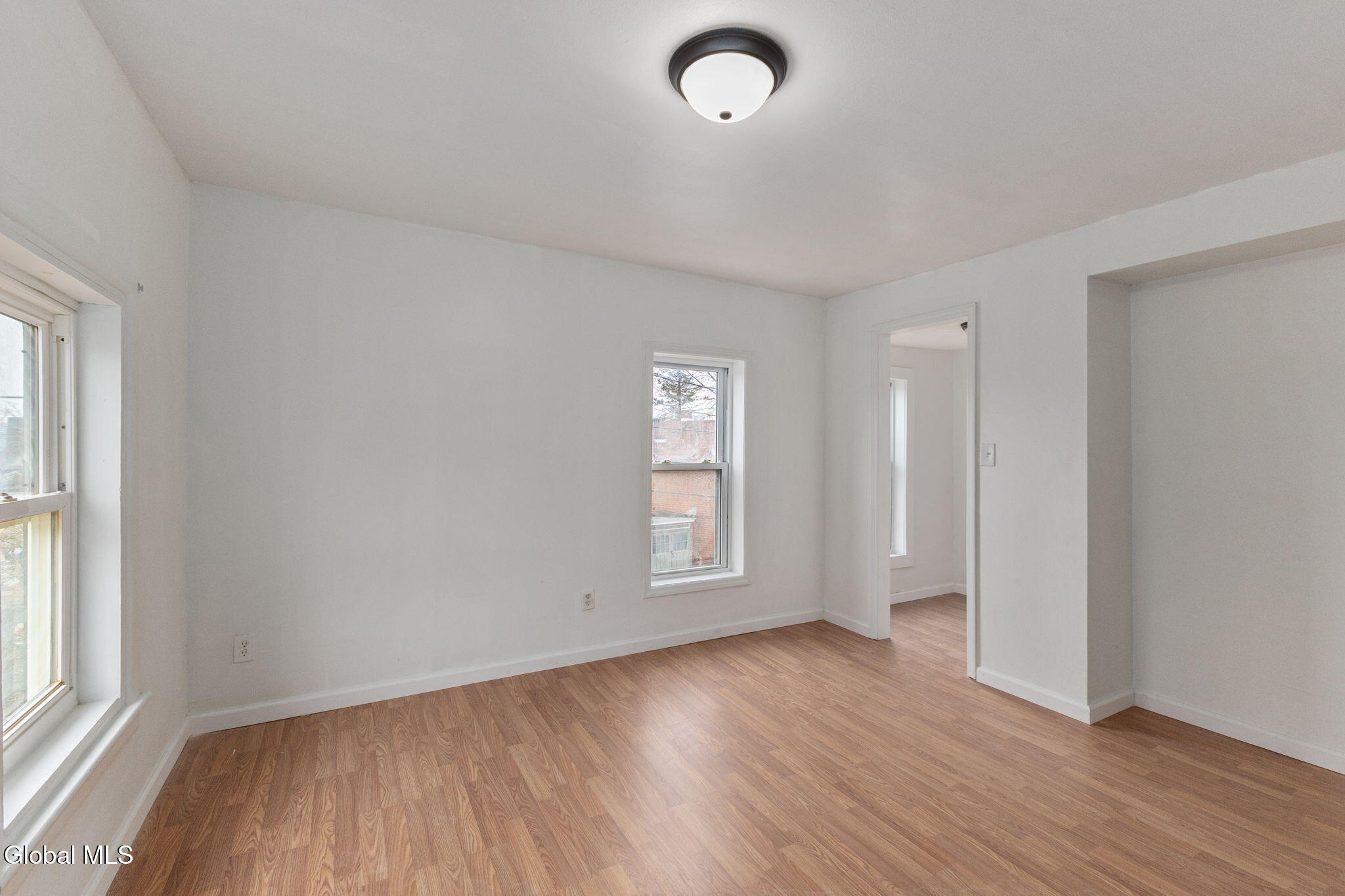 11 Jackson Place Schenectady, NY 12308 - Photo 34 of 49 34-11JacksonPl_34