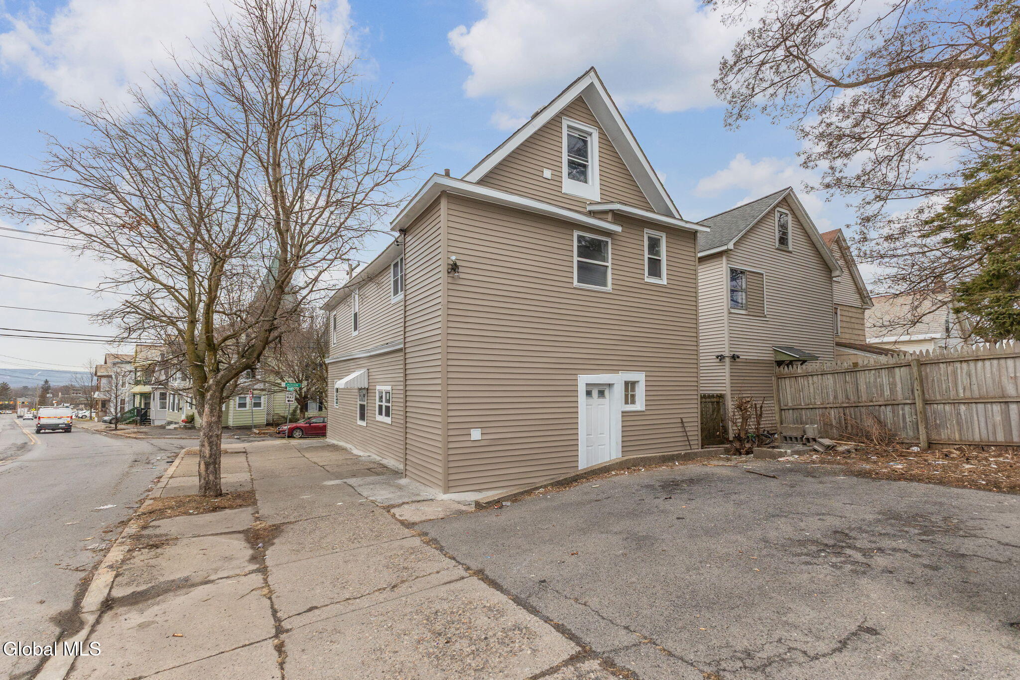 11 Jackson Place Schenectady, NY 12308 - Photo 39 of 49 42-11JacksonPl_42