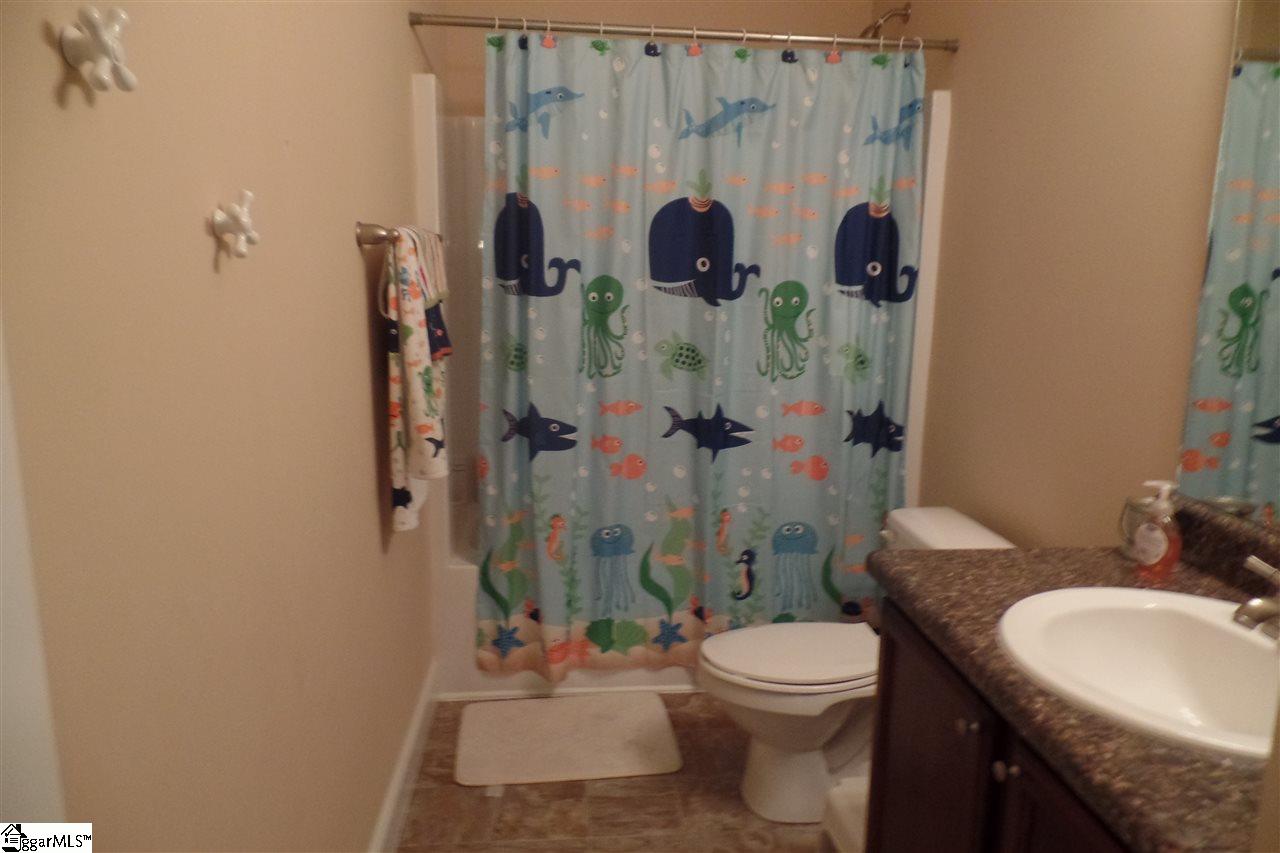 542 Hood Road Greenville, SC 29611 - Photo 14 of 23 Gallery Image 14